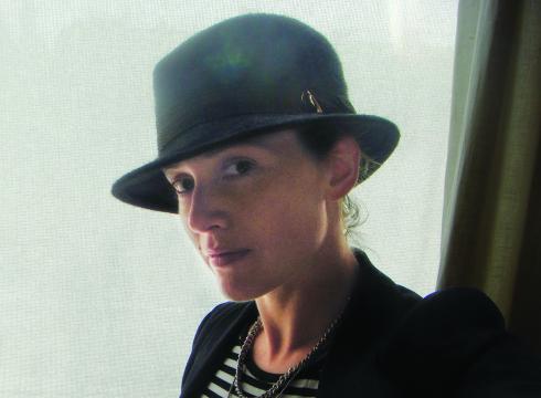 Kate-Winslets-new-hat-Charity-coordinator-0P173GKL-x-large